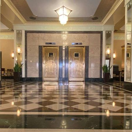 מילווקי Ambassador Hotel מראה פנימי תמונה